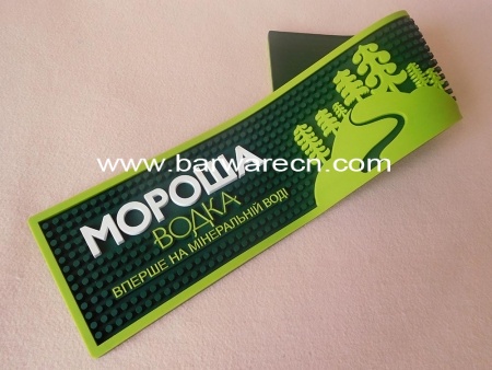 green color square pvc bar service mat with embossed logo 