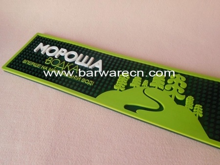 green color square pvc bar service mat with embossed logo 