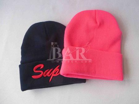 Custom Pink Girls Beanie Hats With Embroidered Logo For Promotion 