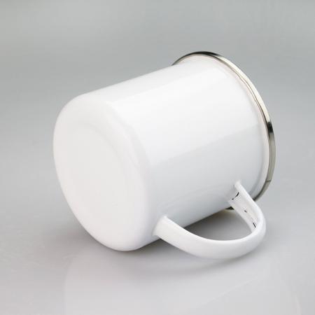 Stainless steel enamelled cup as souvenir for guest 