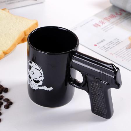 2019 New  Pistol Grip Coffee Cups Mug Funny Gun Mug Milk Tea Cup Creative Office Ceramic Coffee Mug Drinkware 