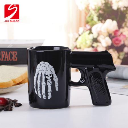 2019 New  Pistol Grip Coffee Cups Mug Funny Gun Mug Milk Tea Cup Creative Office Ceramic Coffee Mug Drinkware 